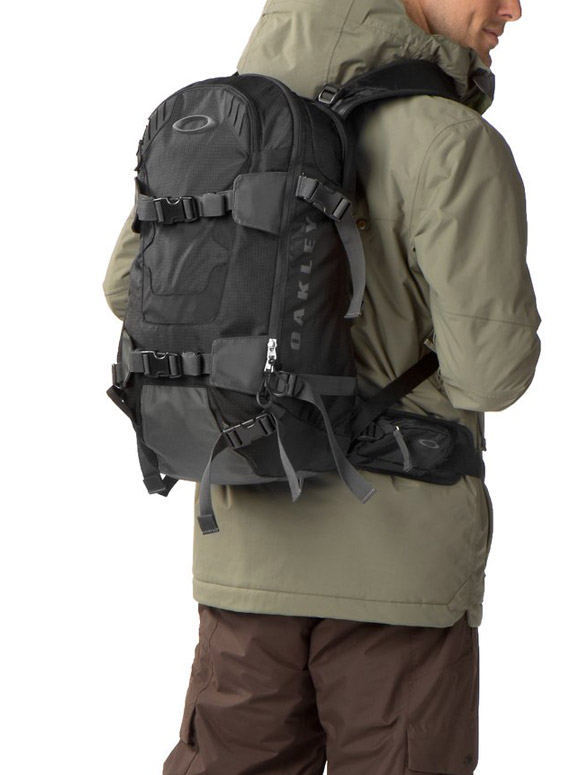 oakley snowboard backpack